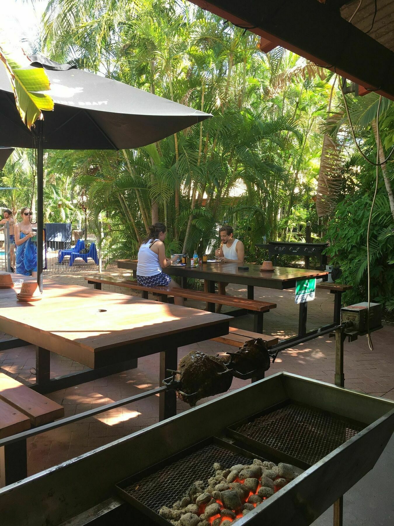 Cable Beach Backpackers Брум Экстерьер фото